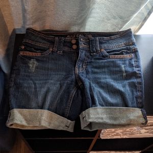 NWOT Jean Shorts